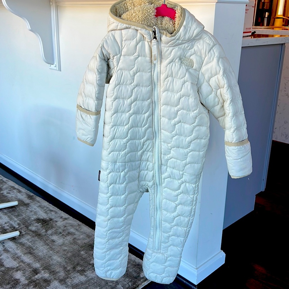 Beautiful baby thermoBall One piece